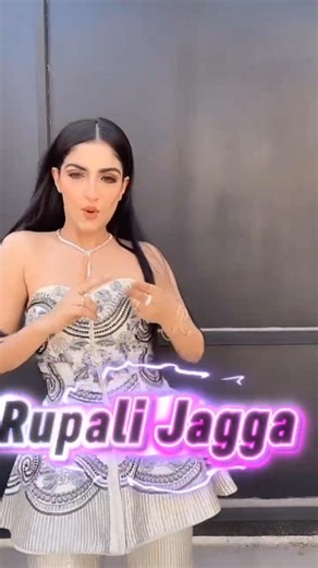 Neha Kakkar vs Rupali Jagga Without Autotune 🔥 Real Singing Comparison #trending #explore
