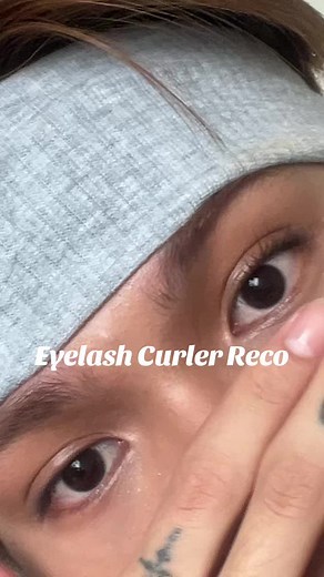 Get Stunning Lashes with O.TWO.O Eyelash Curler