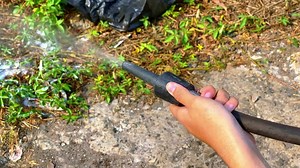 Fire extinguisher failure. The contents of the fire extinguisher do not come out