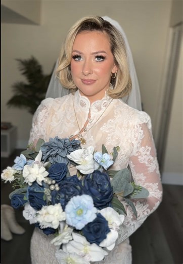 My gorgeous retro inspired bride Brooke! ✨ #bridalmakeup #lasvegasmua #elopement #lasvegasmakeupartist #bridetok