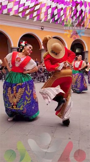Puebla - "Bailando con la Típica" con el Ballet Folklórico Buap-Ccu y La Orquesta Típica del Estado de Puebla desde la Casa de la Cultura de Puebla. ¡Muchas Felicidades! | Vive el Folklore