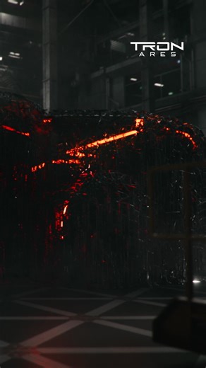 TRON: ARES ⚡ Digitálny svet sa prelína s realitou - Ares prichádza na misiu, ktorá zmení všetko. 🚀⚡ Predpremiéra filmu v CINEMAX už od 8.10.2025! Vstupenky kúpiš tu 👉 https://www.cine-max.sk/filmy/film/tron-ares#program-main-holder | CINEMAX