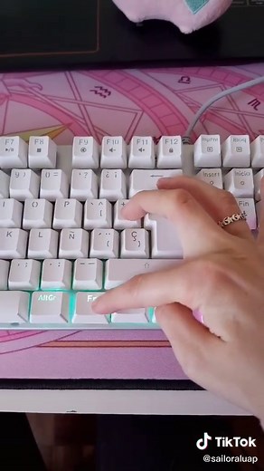 Nuevo teclado HP GK400F: Unboxing y configuración de luces