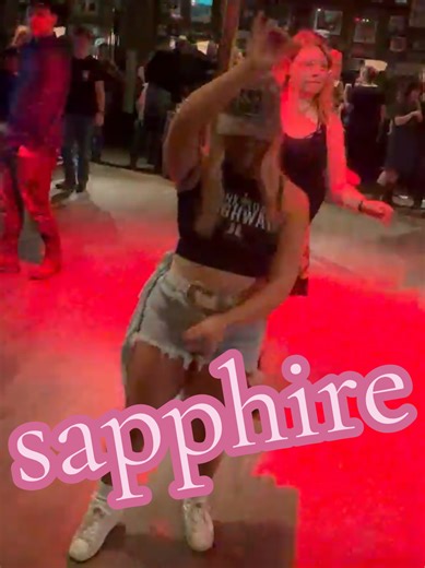 Sapphire Dance Challenge: Can't Keep Your Arms Still!