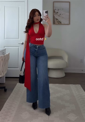 Stylish Jeans Outfits for Everyday Fashion