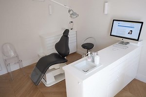 Quelle différence entre un orthodontiste et un dentiste ?