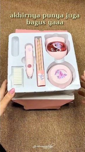 complete high-tech stationery set