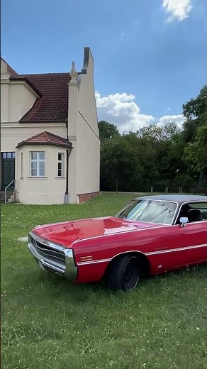 1971 Chrysler 300 - Oldschool Mopar with 440cui engine #mopar #classic #carlover