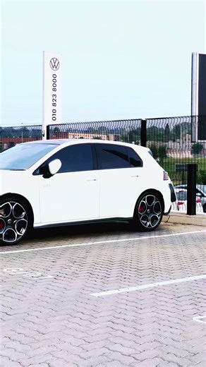 Ke bitsa Modimo wa Di Golf 8.5