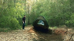 Alien Blood - Die letzte Hoffnung Trailer OV