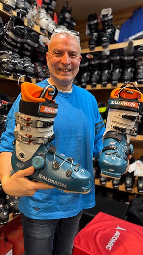 461K views · 4.9K reactions |  3 règles OBLIGATOIRES pour être bien dans vos chaussures de ski : 1️⃣ Chaussure adaptée à votre pied 2️⃣ Semelle préformée 3️⃣ Chaussette de ski appropriée Venez découvrir notre pôle Bootfitting pour un confort optimal sur les pistes ! #2alpes #sport2000 #bootfitting #ski #skiboots #equipementdeski #les2alpes #l2aforever #salomon #lesdeuxalpes #bootfitter #monnetsports #salomonshoes | Jacques Sports Les 2 Alpes | Facebook