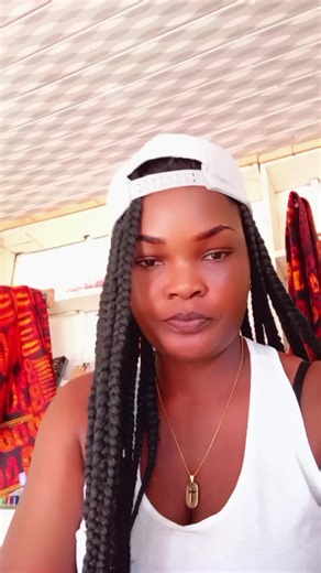 Vidéos de Koloko Desiree (@koloko.desiree) avec son original - Eden Makenzy