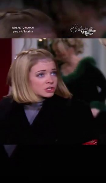Salem Saberhagen, the unwrapping bandit 🎁🐈‍⬛ #SabrinaTheTeenageWitch Now streaming on Paramount | Sabrina, the Teenage Witch