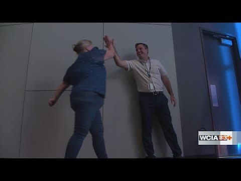 Illinois in the midst of a teacher shortage -- but some districts able to add to their numbers