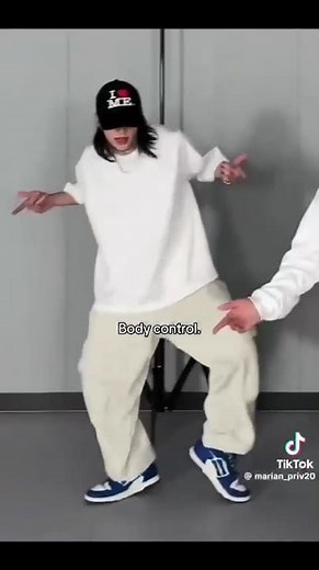 Holly body control # hwang heunjin # skz