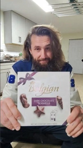 Belgian Dark Chocolate Seashells Review #candy