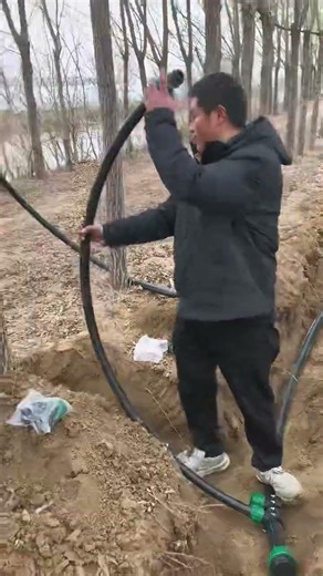 LDPE buried pipe + PP quick-connect fittings in action at a gold toad farming base!