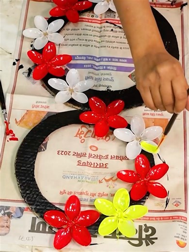 85K views · 1.6K reactions | Surprising Diy craft using plastic spoons | Craft Engineer | Facebook