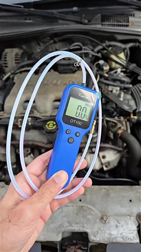 The VDIAGTOOL OT100 engine oil tester uses a digital probe to provide an instant oil quality percentage for gasoline vehicles. This tool removes the guesswork from maintenance by showing exactly when your oil life drops below the thirty percent threshold. ​#engineoil #oiltester #carmaintenance #mechanictools #garagegear