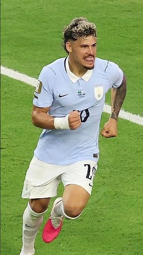 Maxi Araujo's stunner for Uruguay against Saudi Arabia 😱 #araujo #uruguay #soccer #worldcup