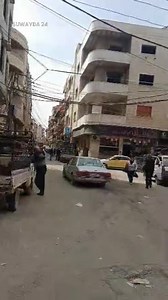 من مدينة صحنايا في دمشق قبل قليل، تبدو الأوضاع طبيعية بعد ليلة من التوتر، حيث نفت مصادر أهلية للسويداء 24 ما يشاع عن سقوط قتلى وجرحى أو حدوث أي اقتحام للمدينة، مؤكدة أن الخلاف الذي نشب الليلة الماضية في طريقه إلى الحل بجهود وجهاء ومشايخ صحنايا، ووجهاء العشائر. تفاصيل أكثر في تقرير قادم عن أحداث الليلة الماضية.. | السويداء 24