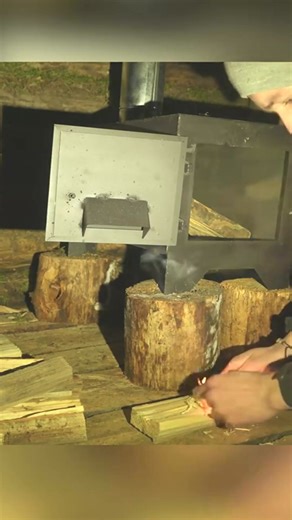 1.2K views · 18 reactions | Winter shelter building in the woods - Part 2 #bushcraft #build #camp #camping #survival #shelter #wildlife #outdoors #outdoor #viral #fyp #foryou #foryou #viral | Bush Craft | Facebook