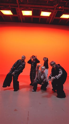 「#Monster」 Da-iCE ver. 作詞：岩岡徹 | 和田颯 作曲：和田颯 | 馬瀬みさき | 小林ファンキ風格(PARIS on the City!) 編曲：馬瀬みさき | 小林ファンキ風格(PARIS on the City!) Choreographed by HAYATE (Da-iCE) × KAZtheFIRE (RHT.) × Macoto (RHT.) @da_ice_hayate_wada @kazthefire @macthelonger TVアニメ「モンスターストライク デッドバースリローデッド」OP主題歌！ #モンスト #モンストアニメ #デドリロ #Da_iCE | Da-iCE