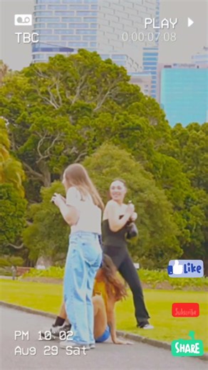 😂 Funniest Statue Man Goes VIRAL! Everyone’s Reaction Is Hilarious 🤣🙏 #funny #prank
