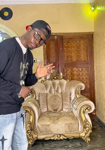 Styling a Black Sweater: Outfit Ideas and Tips