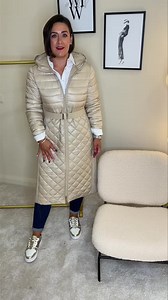 17K views · 149 reactions | Oh, my, days! 殺 The absolute coat of my dreams!! ✨ Neutral ✨ Longline ✨ Quilted Yes, I need this!! Tap To Shop Love Laura xo | The Walk In Wardrobe Online | Facebook