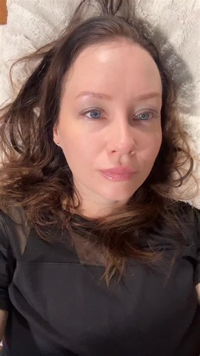 Riika Koponen on Instagram: "Oh noes 🤣 Oikein hauskaa viikonloppua sulle sinne näytön toiselle puolelle! 😍🕺🏻💃🏻 (Vitsit: vauva.fi ja keskustelu.jatkoaika.com)"