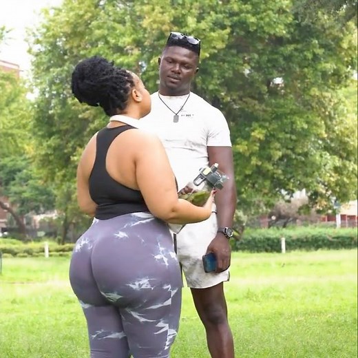 Ice Cream Belly Button Challenge Hilarious & Sexy !