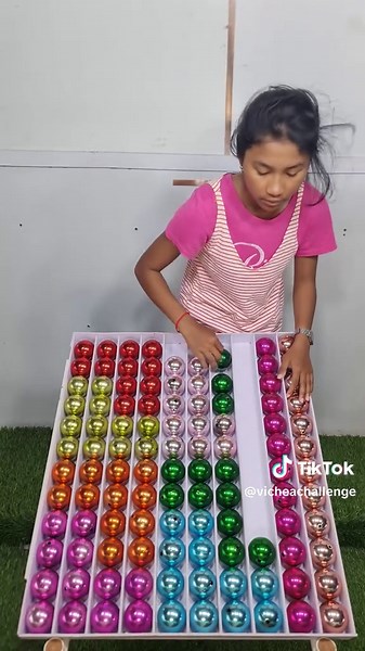 Vichea Challenge នៅលើ TikTok