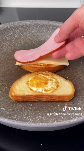 How to Make an Easy Egg Sandwich