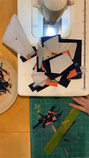 Make a Sagittarius Constellation Quilt Block | Modern Zodiac Night Sky Quilt Project #quilting