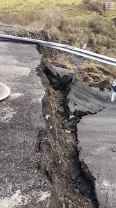 124K views · 692 reactions | The Curry County sheriff revealed the extent of the damage when a highway in Oregon was closed off due to a major slide, which resulted in a cracked and sinking road. https://abcn.ws/2EkC0lz | ABC News | Facebook