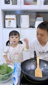 The princess invites you to a meal 😂 #memes #memesoftheday #funnymemes #sofun #catsofinstagram #baby #funnybaby #mommy #cat #funnyvideos #babyboy #funnycat #memes4life #funnydog #instafun #dog #funnyanimals #cute #dogstagram #funny #babyfashion #fun #makingmemories | Hanne Jacobs