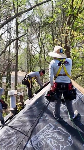 The Smarter Way to Load Roofing Materials | TranzPorter Ladder Hoist