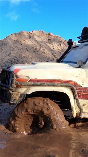 extreme mudding toyota 😱😱😱⚠️