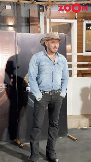 Salman Khan ARRIVES in a cowboy look to support brother Sohail Khan in Alliance #shorts #salmankhan