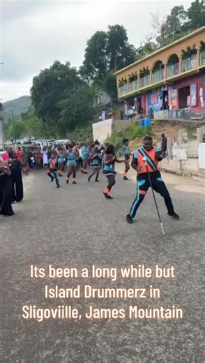 📍: Bog Walk, St Catherine Contact us at any of the numbers in our bio for your funerals, road marches, candelights, setups, weddings, parties and other events! We go ISLANDWIDE 🇯🇲🧡🩵🖤🇯🇲 #islanddrummerzmarchingband #IslandzDrummerZ #bandsinjamaica #jamaica #fyp