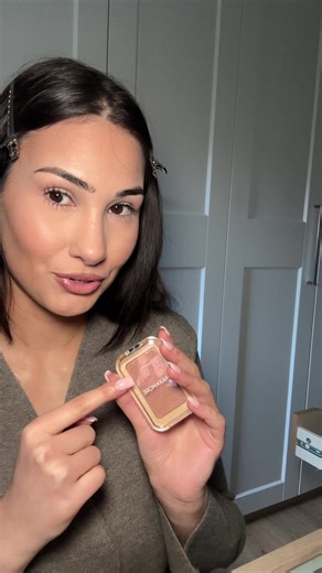 Top Tips for Using Bronzer Effectively