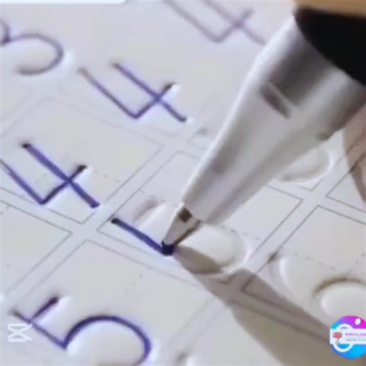 11 reactions |  ATTENTION PARENTS D'ENFANTS (3-8 ANS)! OFFRE À DURÉE LIMITÉE! ⏳ Le programme de maternelle vous inquiète? Votre enfant passe trop de temps devant les écrans? ❌ | Brilliant-Kids | Facebook