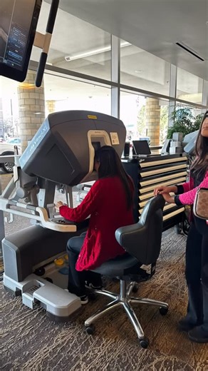 PLTW HBS students practice lung biopsy procedures using robotics. Northern Colorado Medical Center Banner Health Lung Cancer open house @pltworg #fivestarproud #stemeducation | Northglenn HS STEM