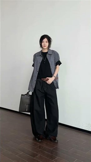 Simple yet Stylish: Ultimate OOTD Guide ootd FashionShow StyleStudent