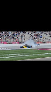 Another burnout for Kyle Busch! | FanBuzz Racing
