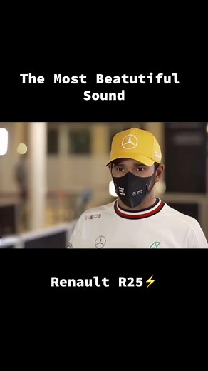 Fernando Alonso Driving the Renault R25 V10 | Formula 1