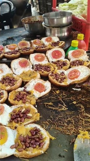 स्ट्रीट फूड का अब तक का सबसे बेस्ट बर्गर है 🍔🔥