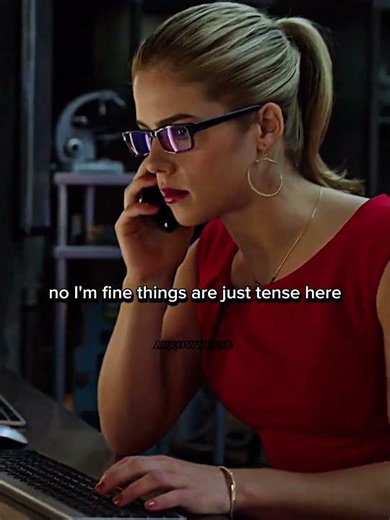 Felicity says Oliver is Sara's killer #shorts