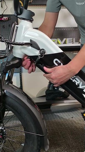 Techwear meets trail power. The ultimate two-wheeled flex.#cybervelo #futurestyle #emtb #ek12